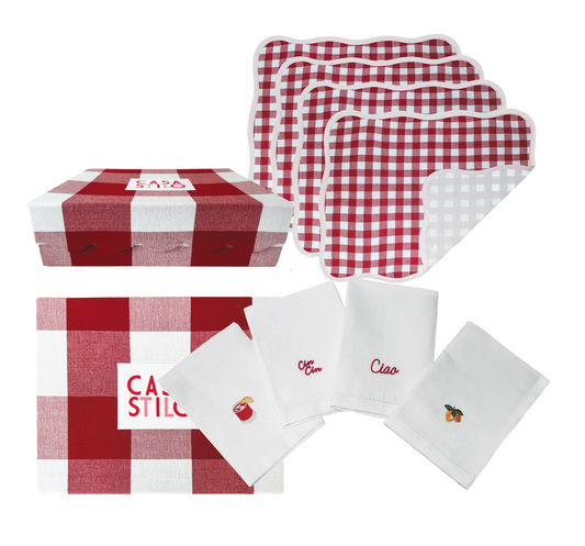 Resuable box set with a set of 4 reversible placemats, set of 4 linen napkins with Italian motifs. 