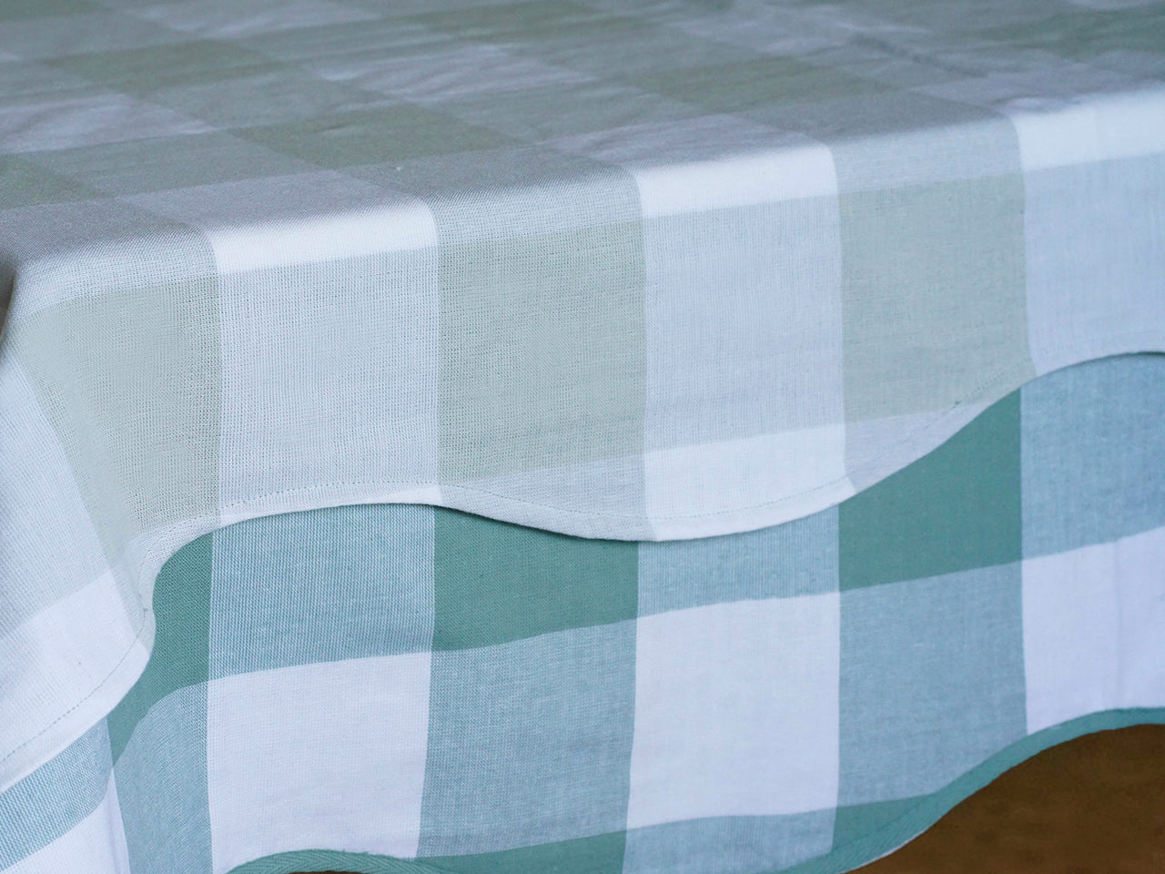 Reversible checkered tablecloth green gingham and blue gingham